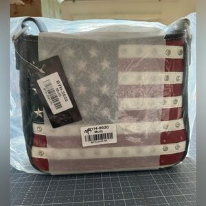 Handbag Express Americana purse with studs and rhinestones!! BRAND NEW!